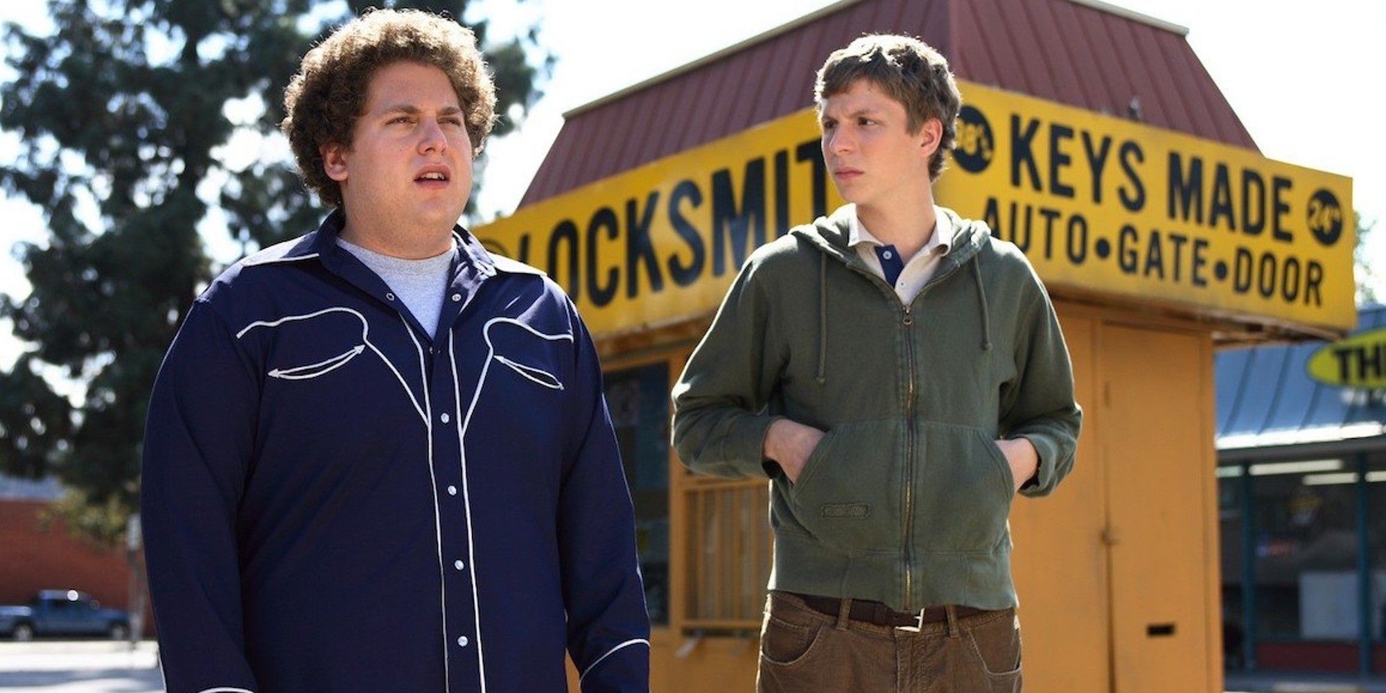 Seth and Evan on the street in Superbad