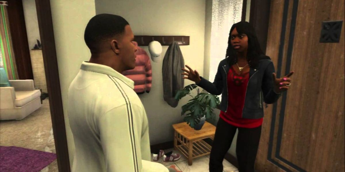 Tanisha and Franklin look at each other in the house GTA5
