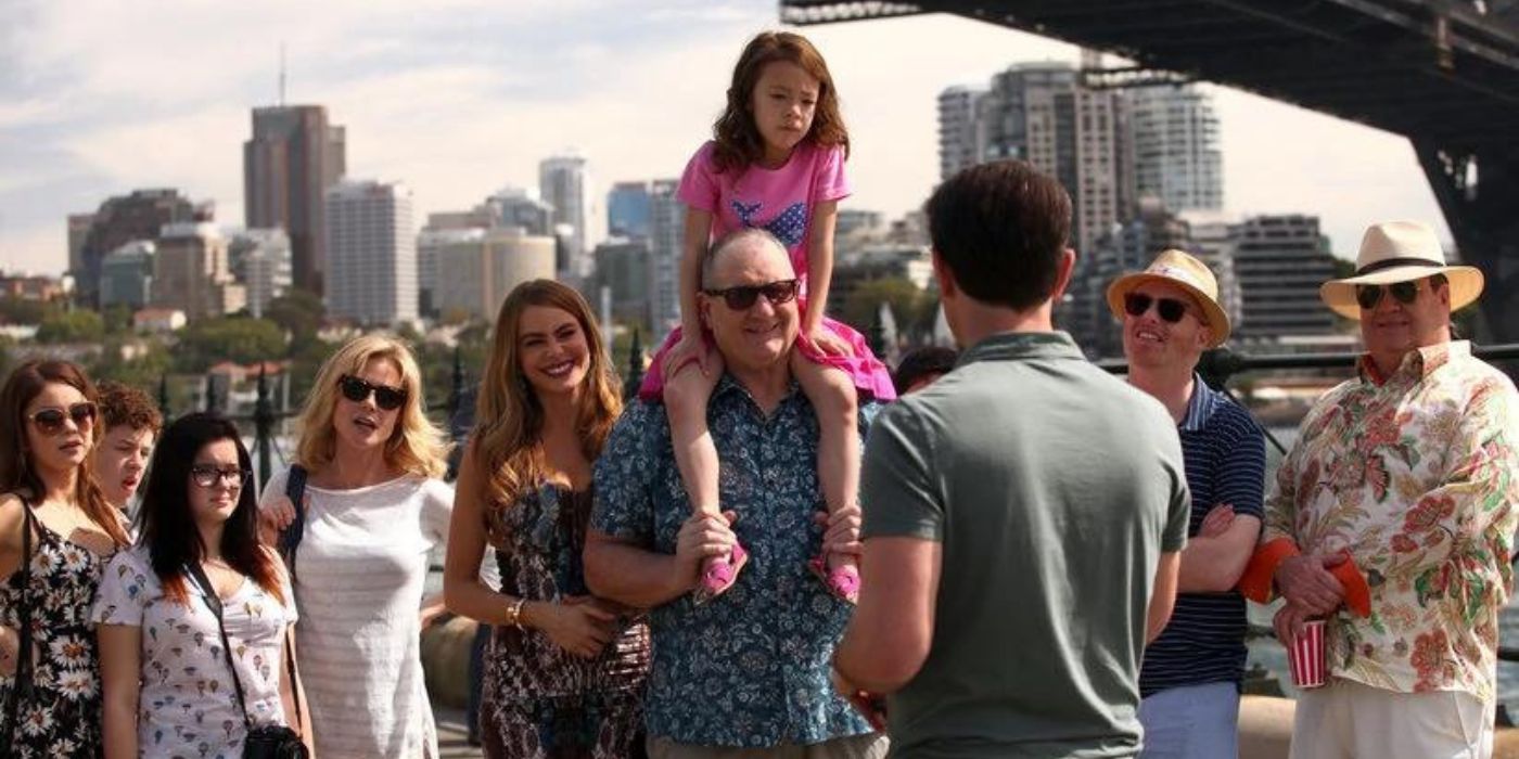 The entire family in Australia on Modern Family
