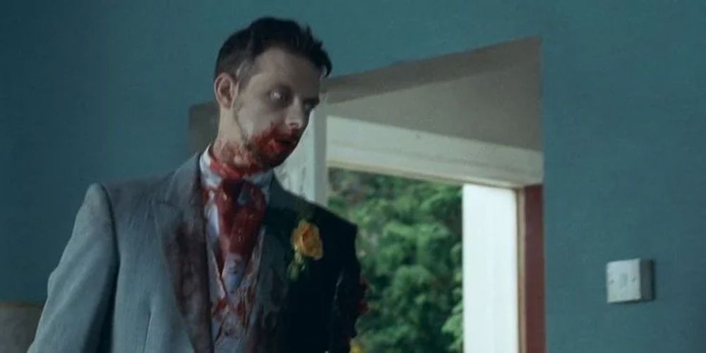 One-armed zombie attacks in Shaun of the Dead