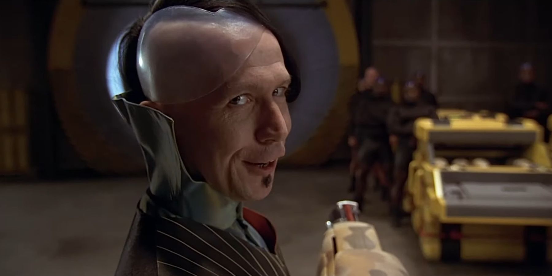 Zorg showing off the ZF-1 to the Mangalores in The Fifth Element