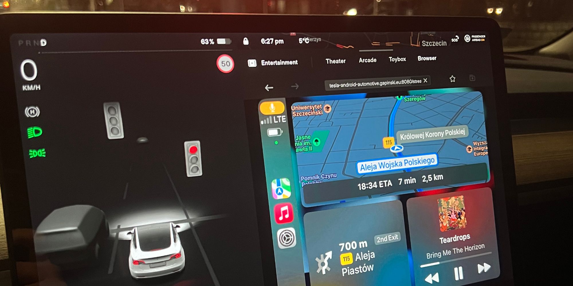 Apple CarPlay running in a Tesla