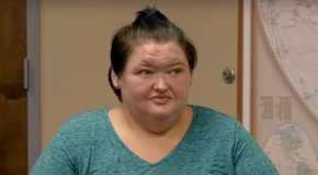Amy Slaton Halterman in 1000-lb Sisters smiling in green t-shirt