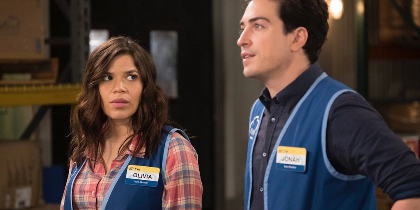 Amy and Jonah in Superstore