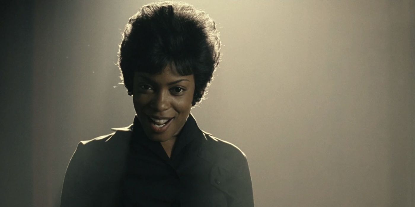 Aunjanue Ellis in the spotlight in Ray