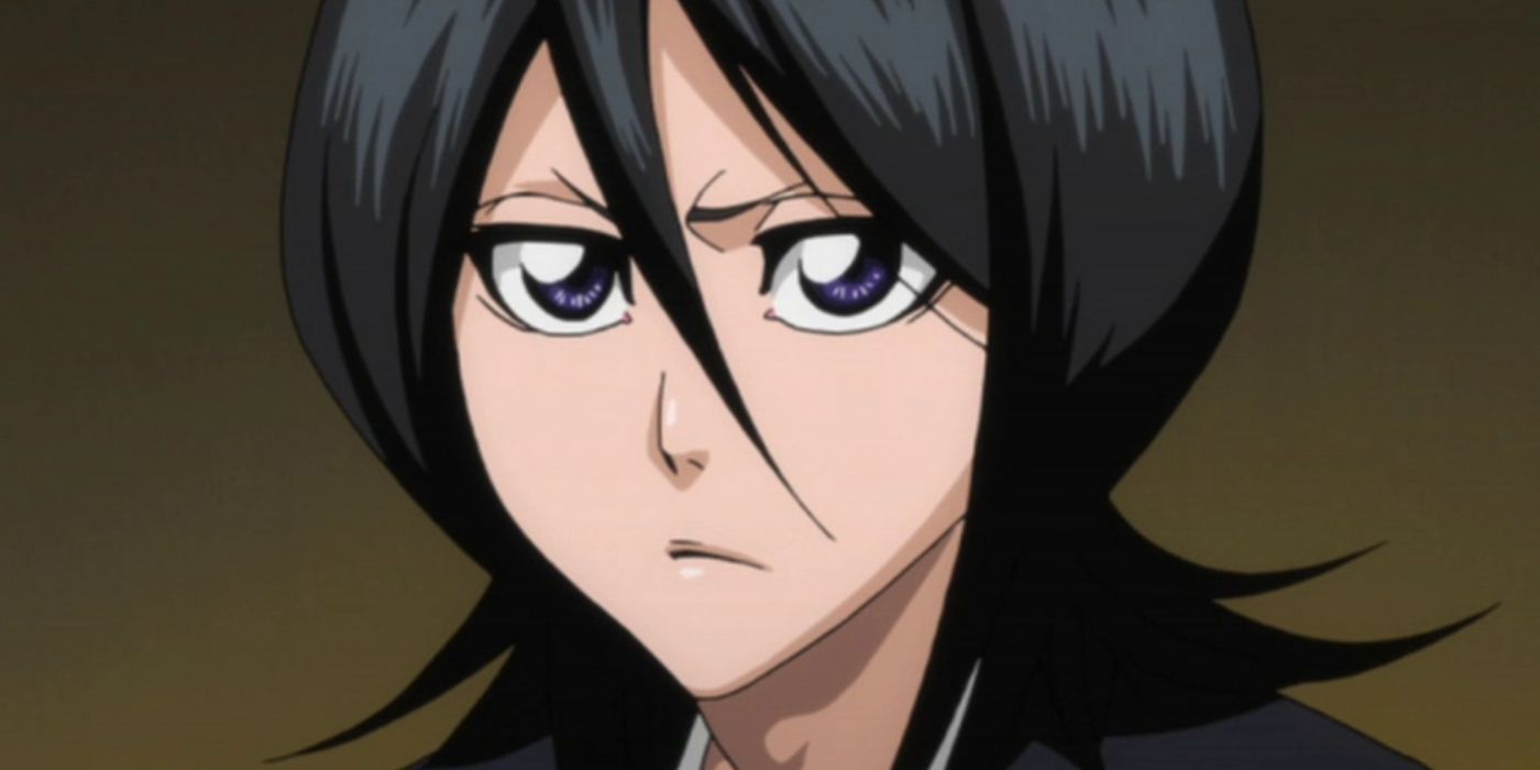 Kuchiki Rukia franzindo a testa em Bleach