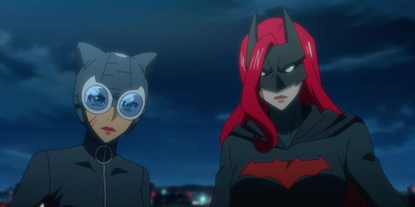 Catwoman and Batwoman in Catwoman Hunted