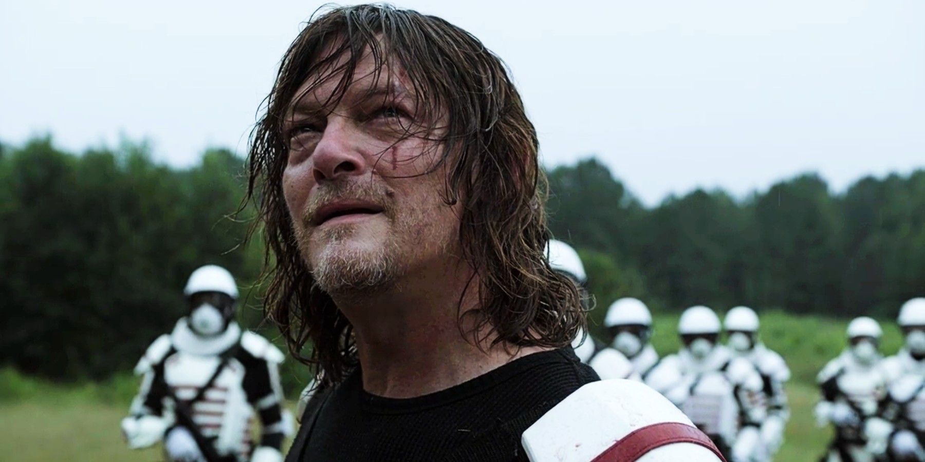 Daryl in Commonwealth soldier uniform on The Walking Dead season 11