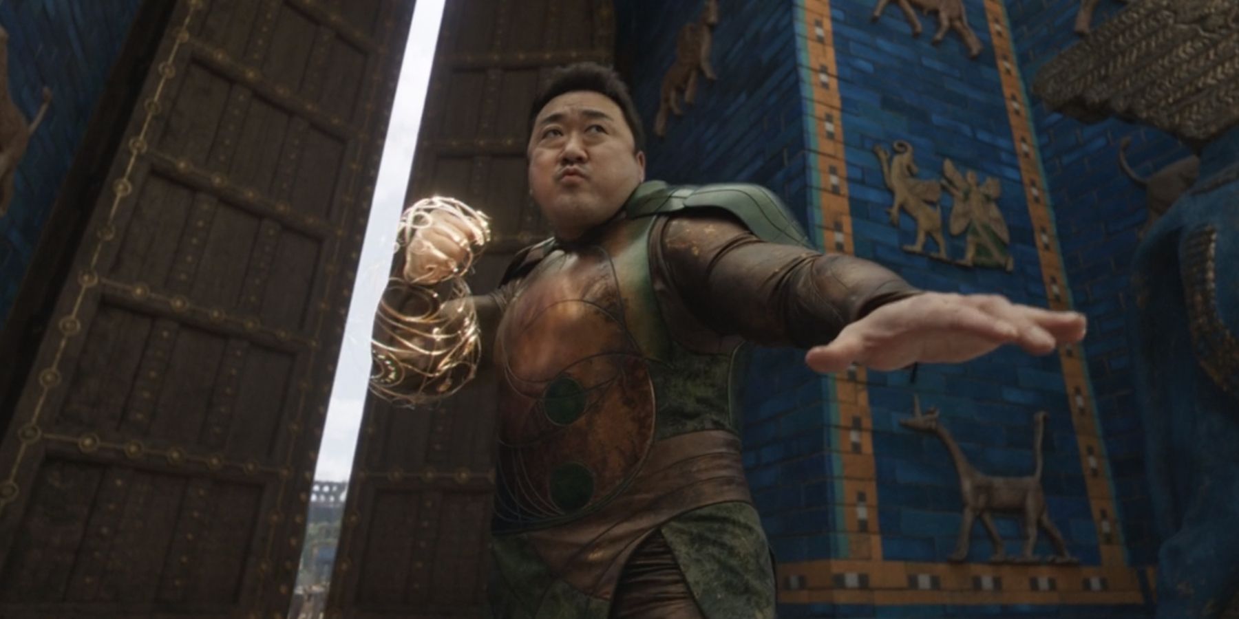 Don Lee as Gilgamesh readying his cosmic energy fist in Eternals