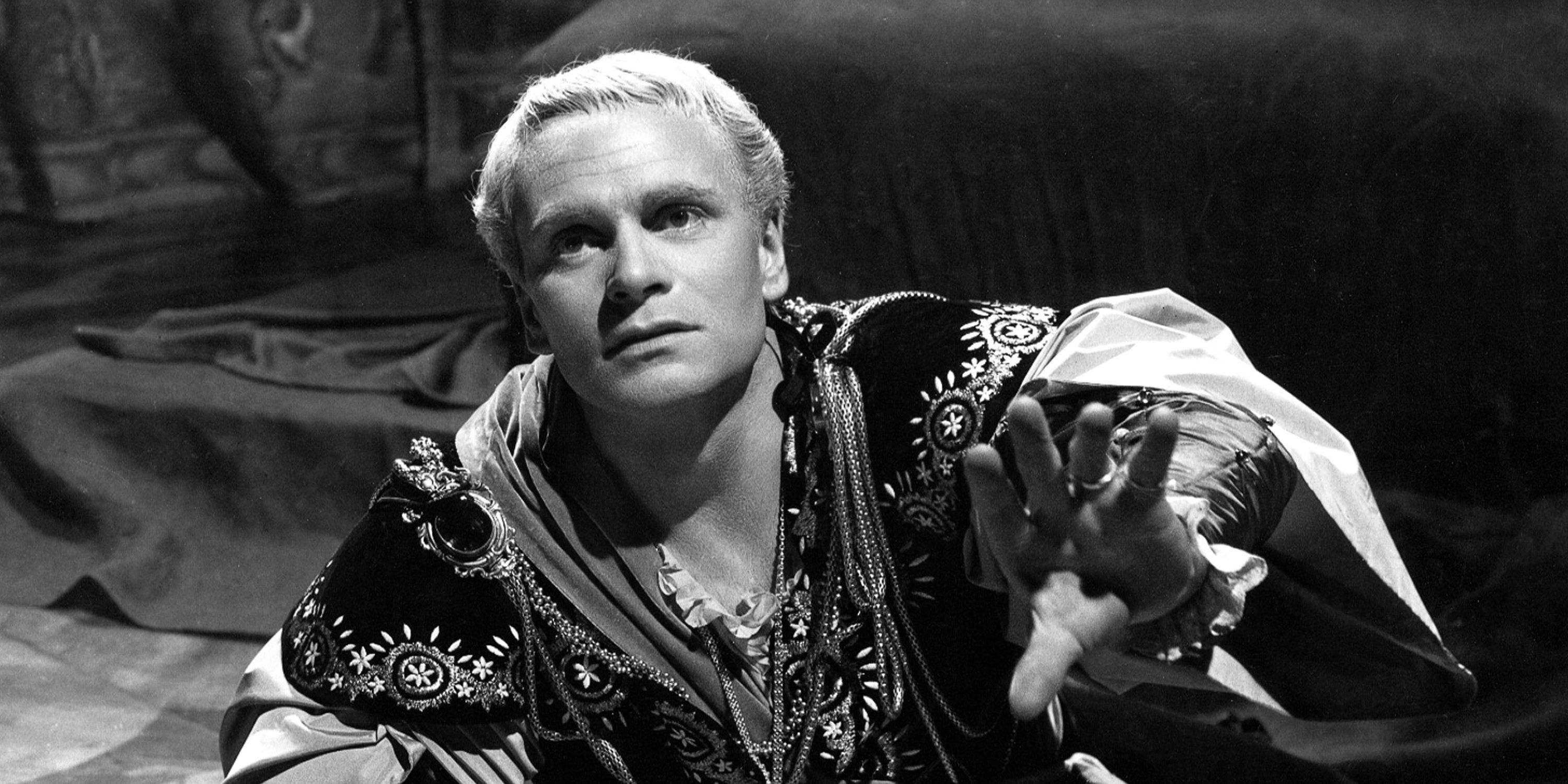 Hamlet reaching towards the camera in Hamlet
