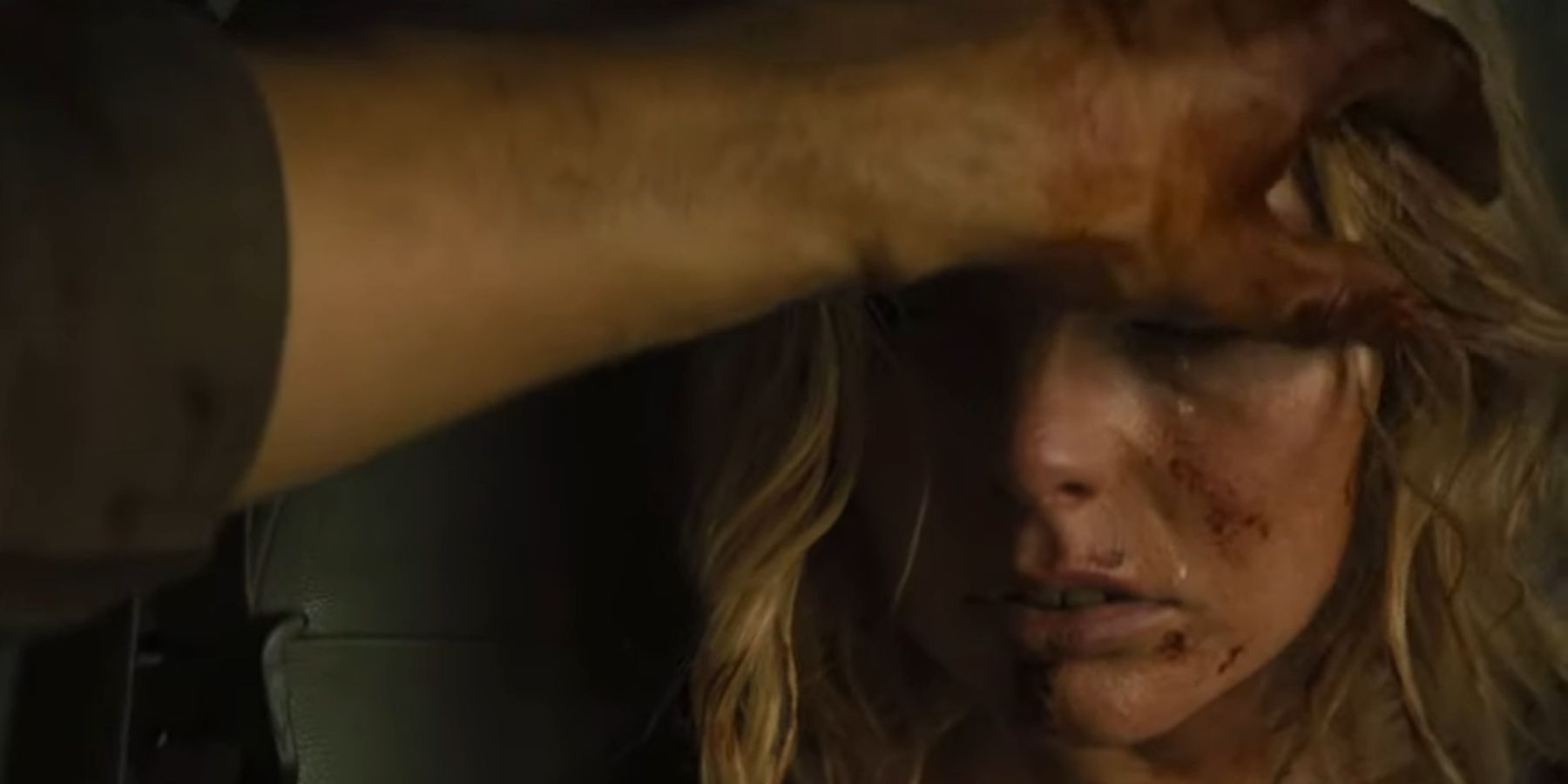 Leatherface caressing Ruth&rsquo;s dead body in Texas Chainsaw Massacre 2022