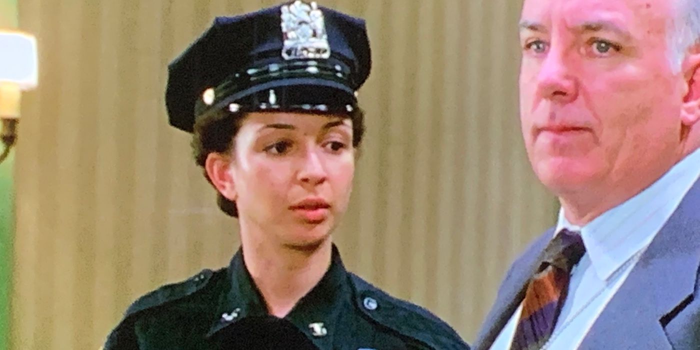 Maya Rudolph as a policewoman in As Good As It Get