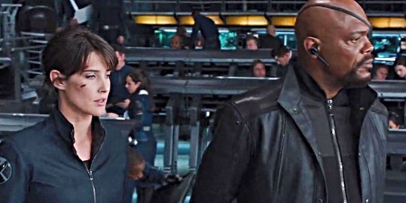 Nick Fury and Maria Hill on the helicarrier.