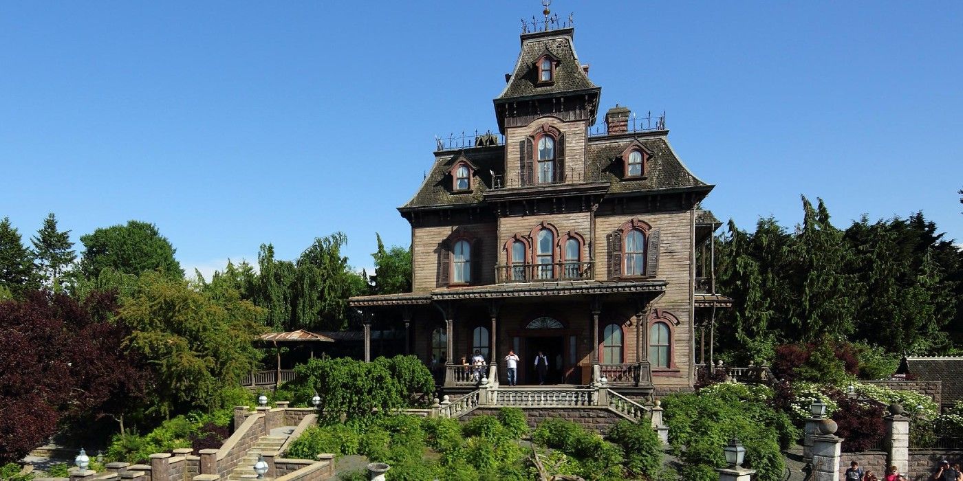Phantom Manor at Disneyland Paris