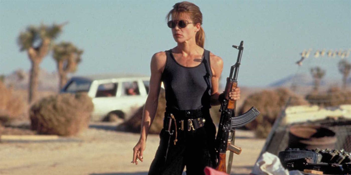 Sarah Connor with her gun in Terminator 2