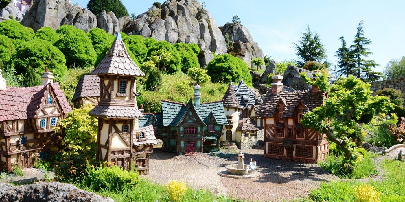 Storybook River at Disneyland Paris
