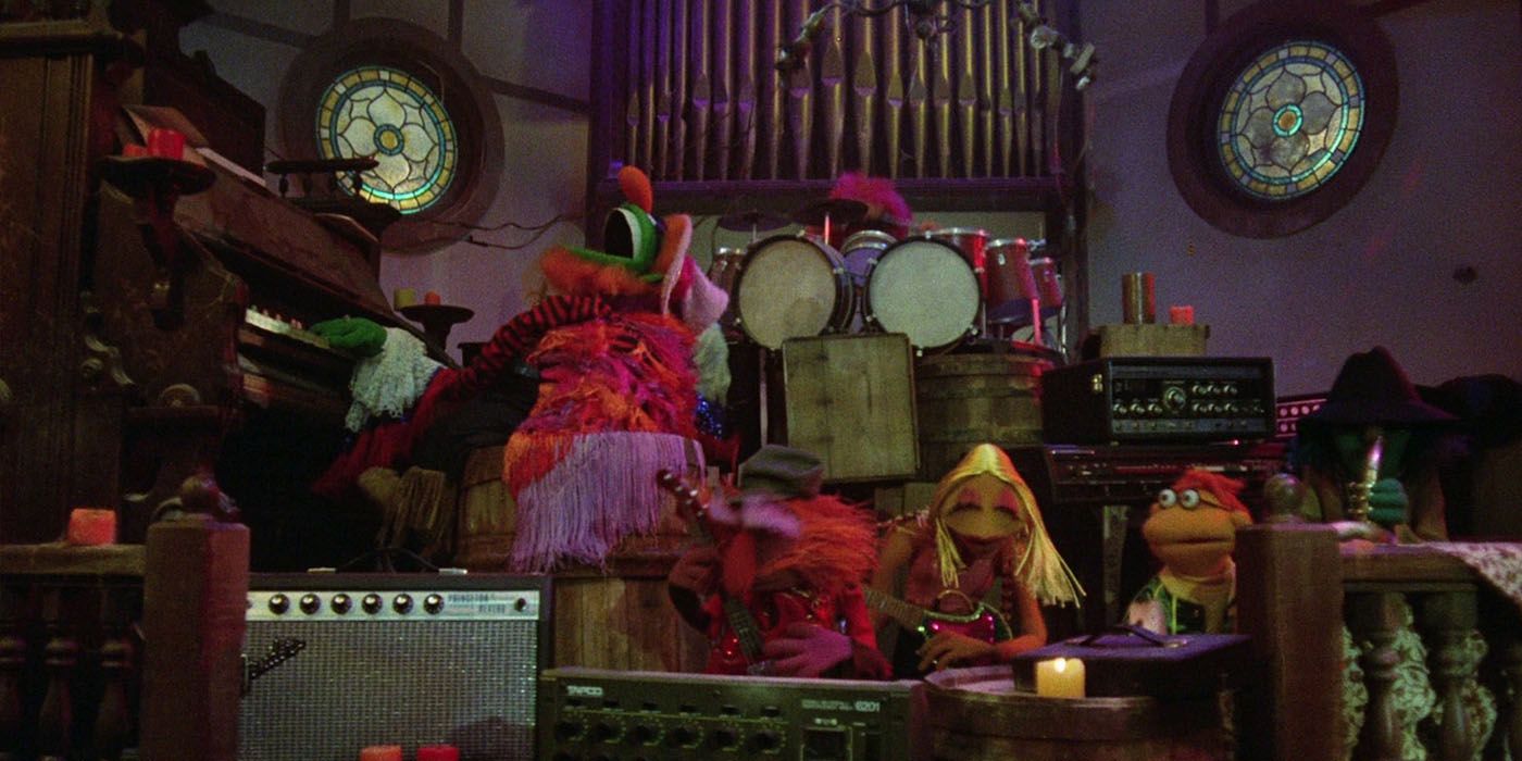 The Electric Mayhem sing Can You Picture That from The Muppet Movie