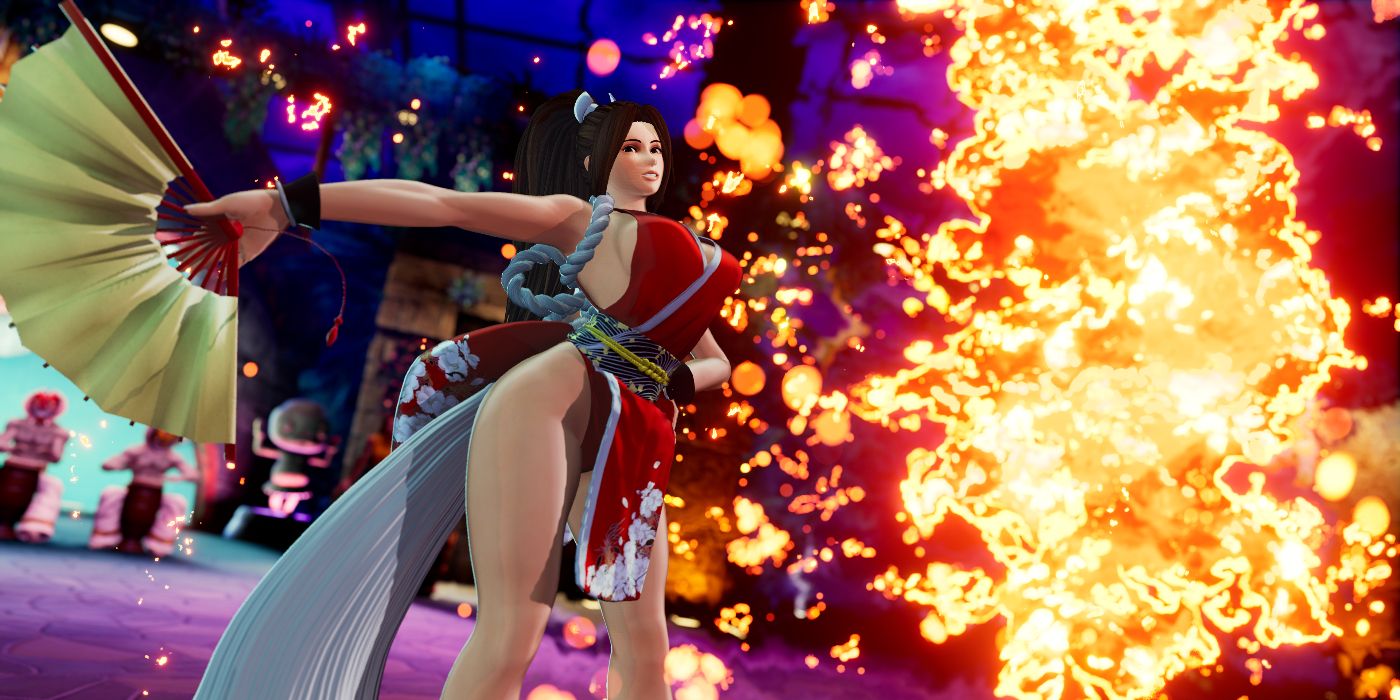 Mai striking a pose in King of Fighters.