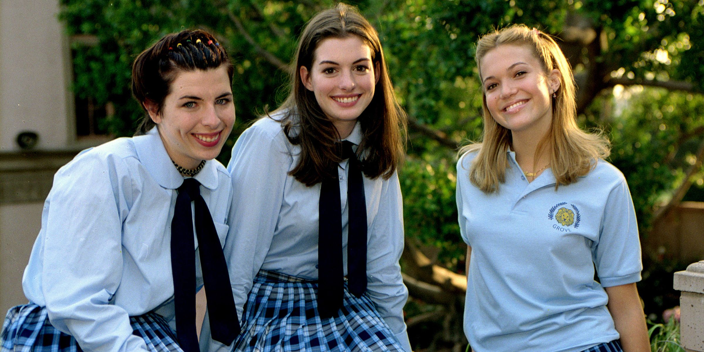 Lily, Mia, and Lana smiling together in The Princess Diaries