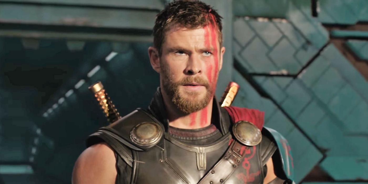 Thor preparing to battle Hulk in Ragnarok.