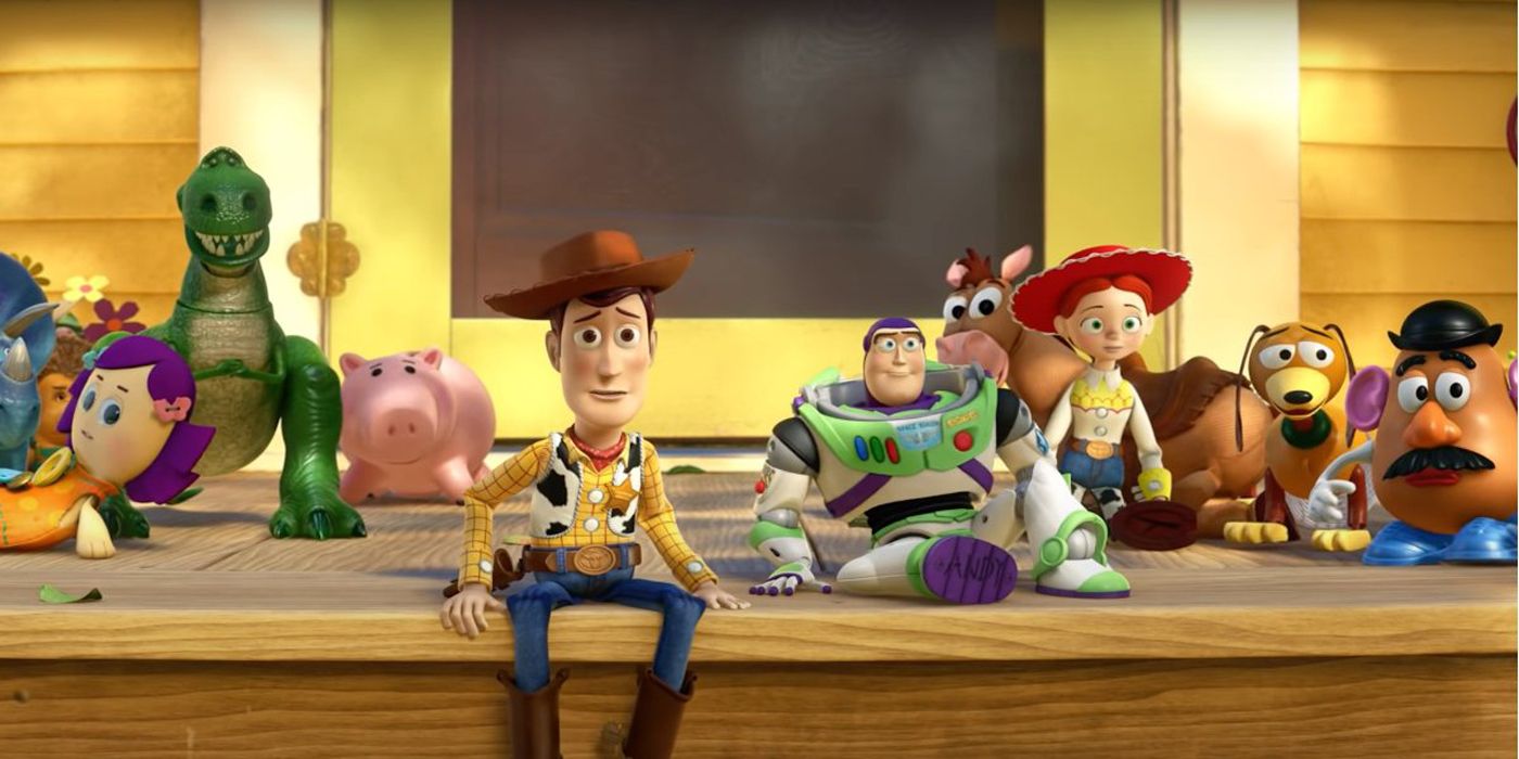 Woody sitting with his friends in Toy Story 3.