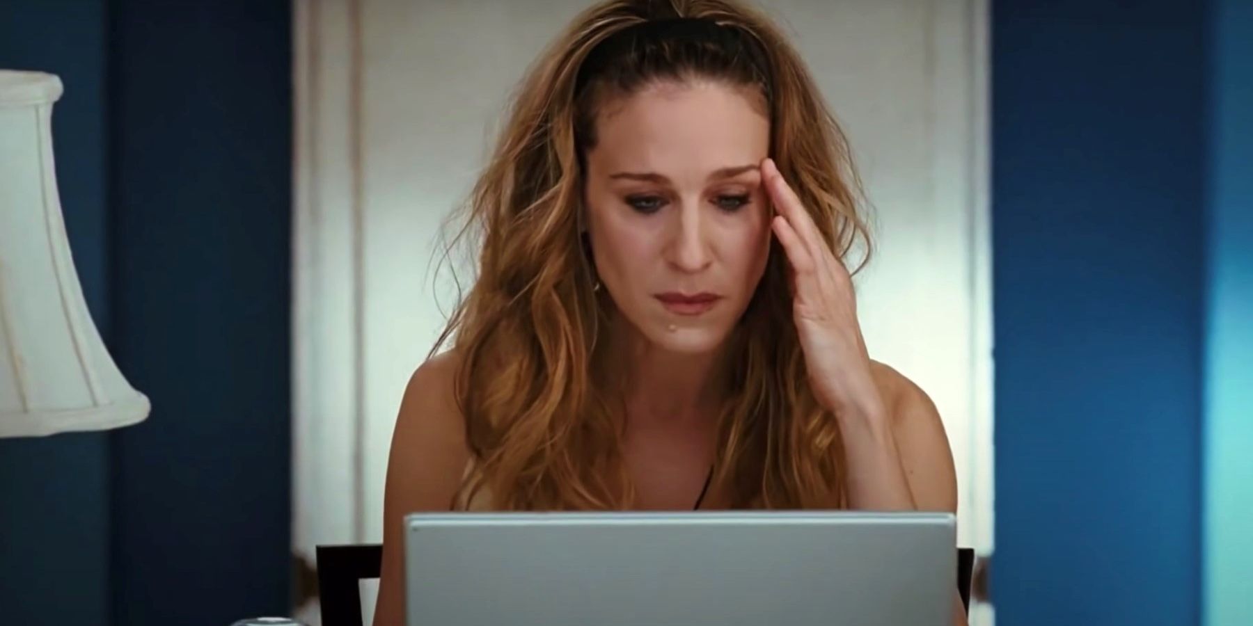 Carrie writing a column in Sex and the City