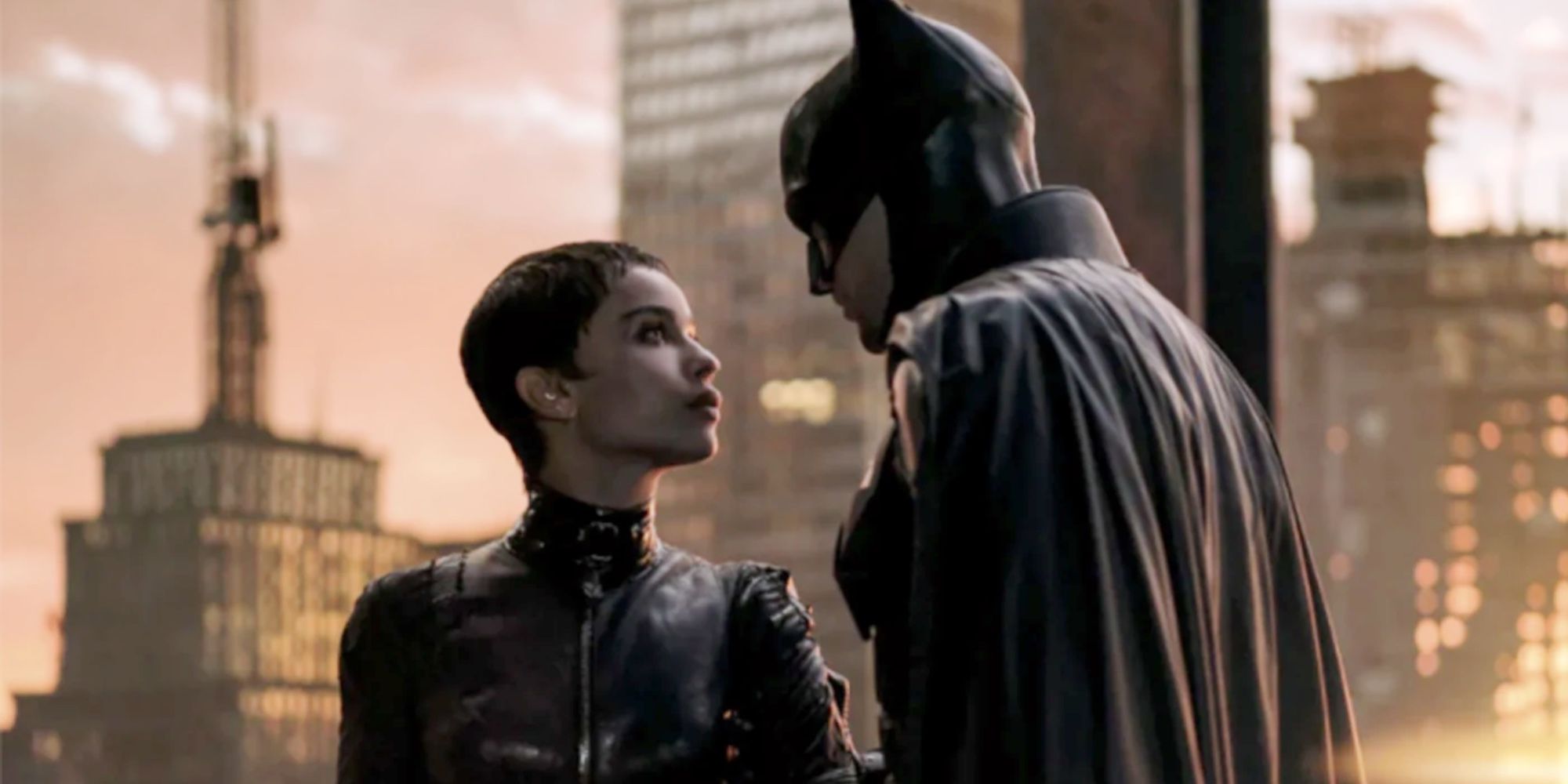 Batman-Catwoman-Detail-Low-Rent-Gotham-Featured