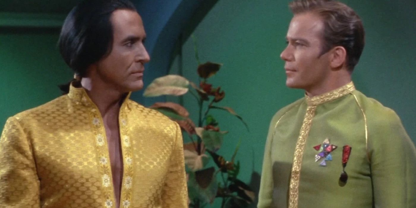 Capitão Kirk e Khan no episódio de Star Trek: The Original Series Seed