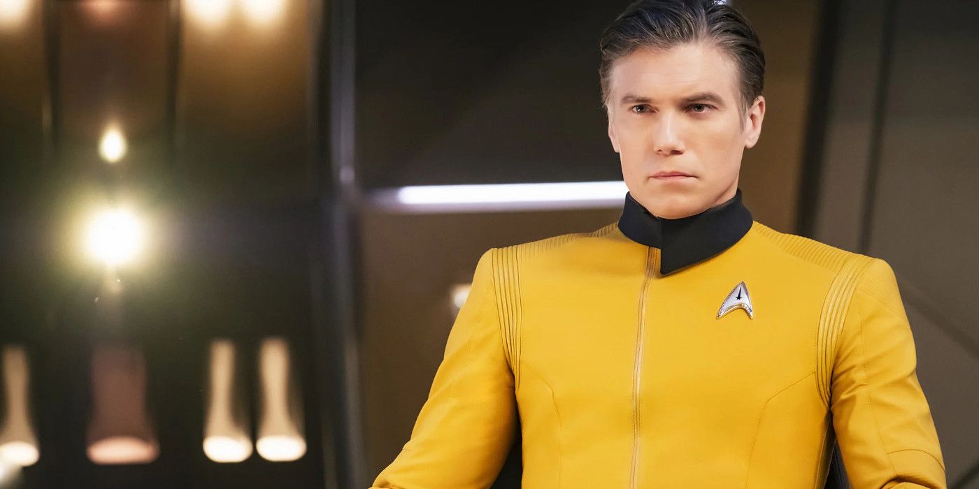 Anson Mount on the Discovery as Captain Pike in Star Trek: Discovery Season 2