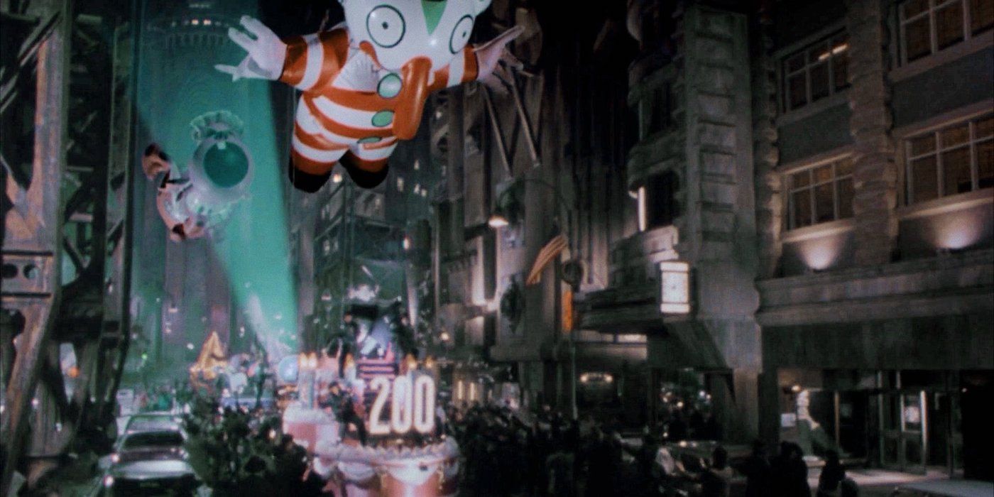 Gotham City parade in with the Joker balloon in Batman 1989
