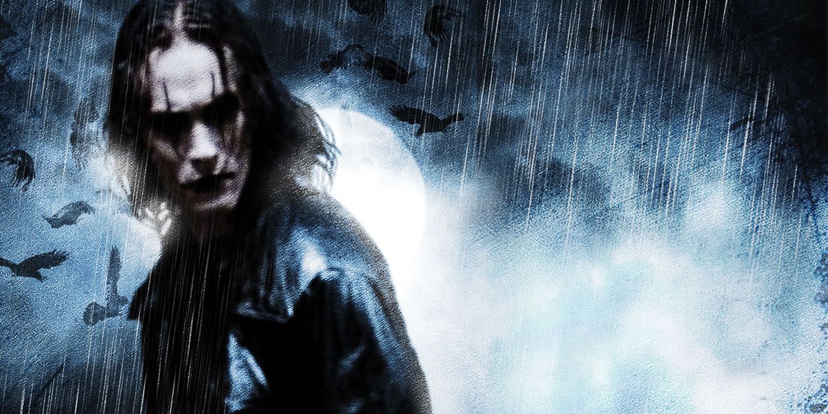 Eric Draven surrounded by crows in The Crow