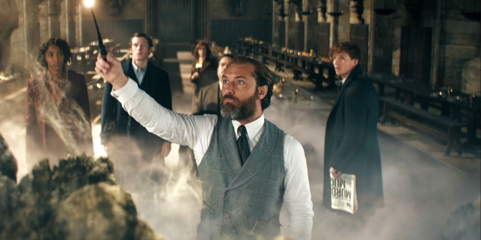 Fantastic Beasts Secrets of Dumbledore Jude Law