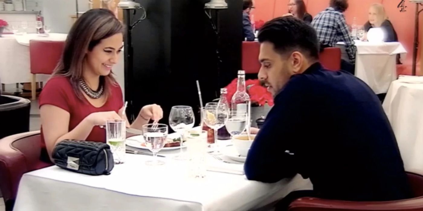 A couple on a date at a restaurant table on First Dates
