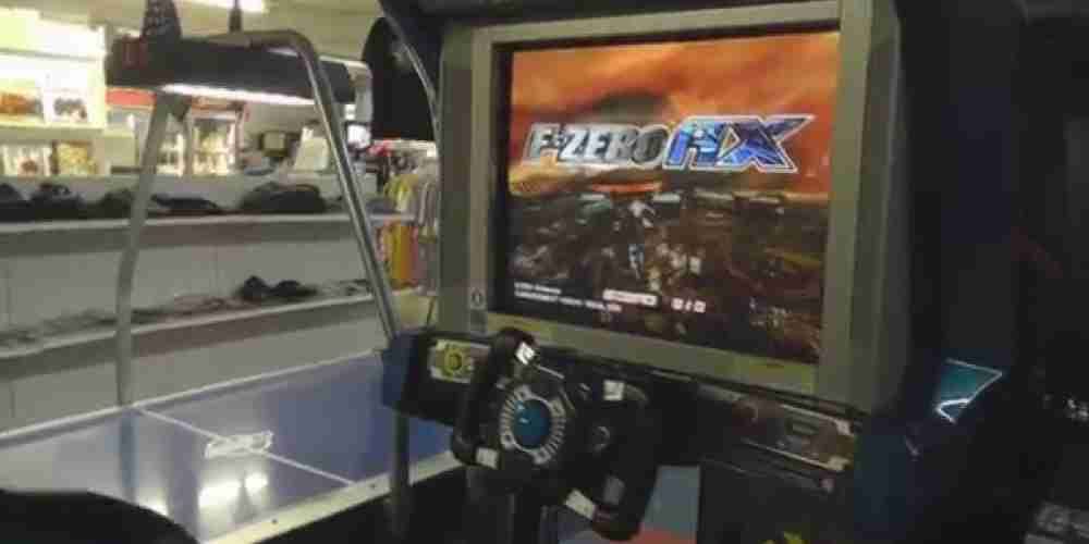 A shot of the arcade cabinet, belonging to F-Zero AX.