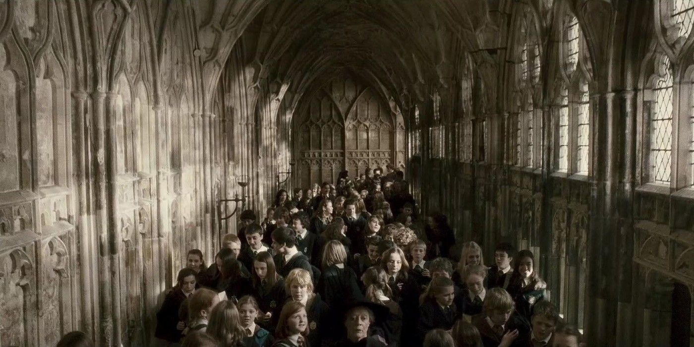 Gloucester Cathedral corridor in Harry Potter