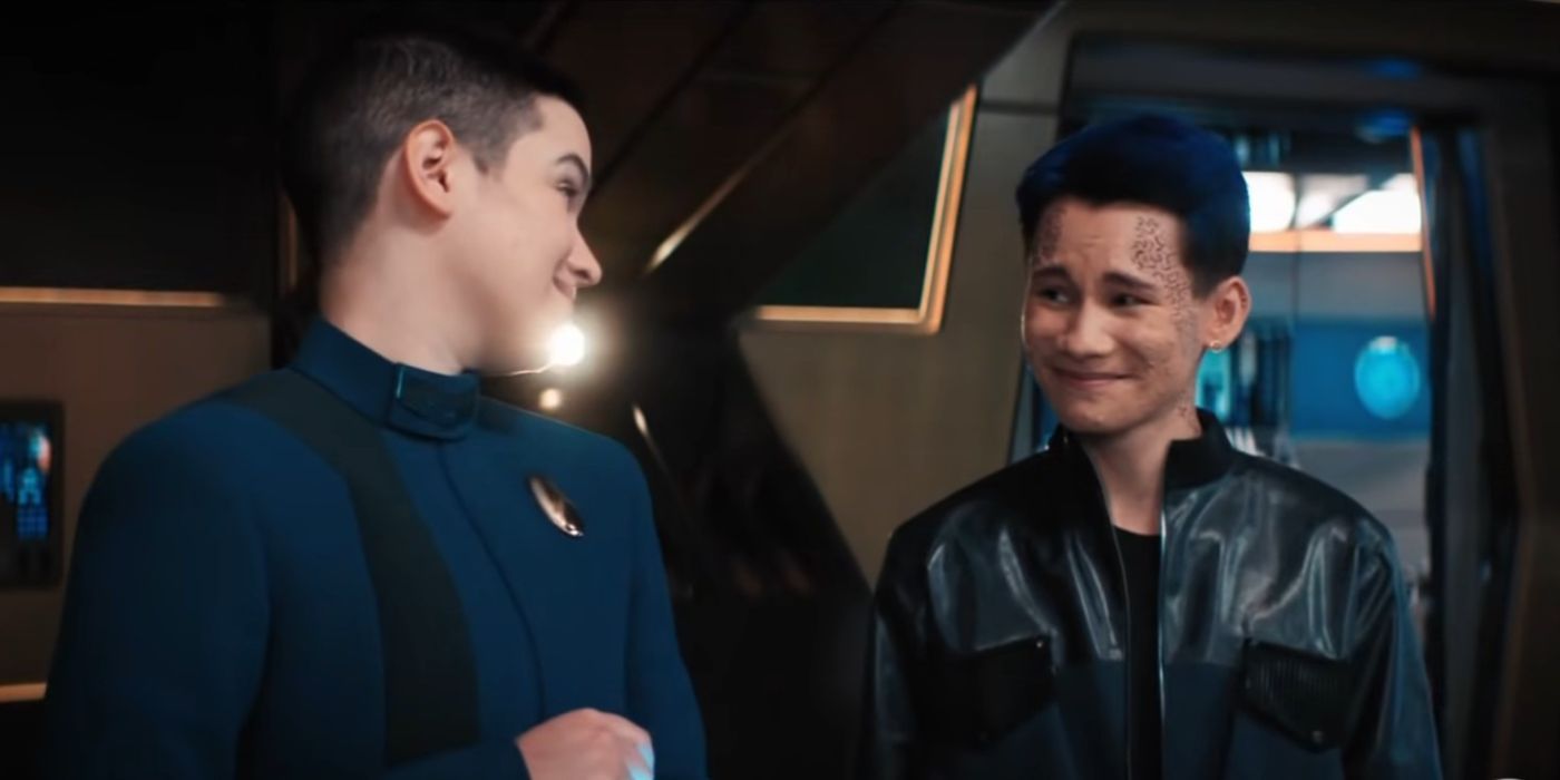 Gray Tal Smiling at Adira on Board The Discovery