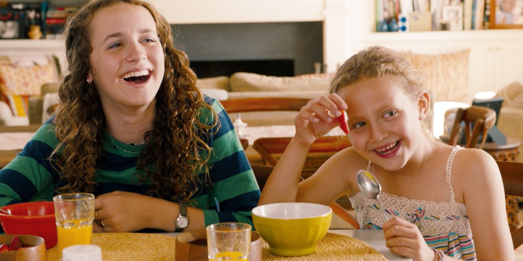 Maude and Iris Apatow In This is 40