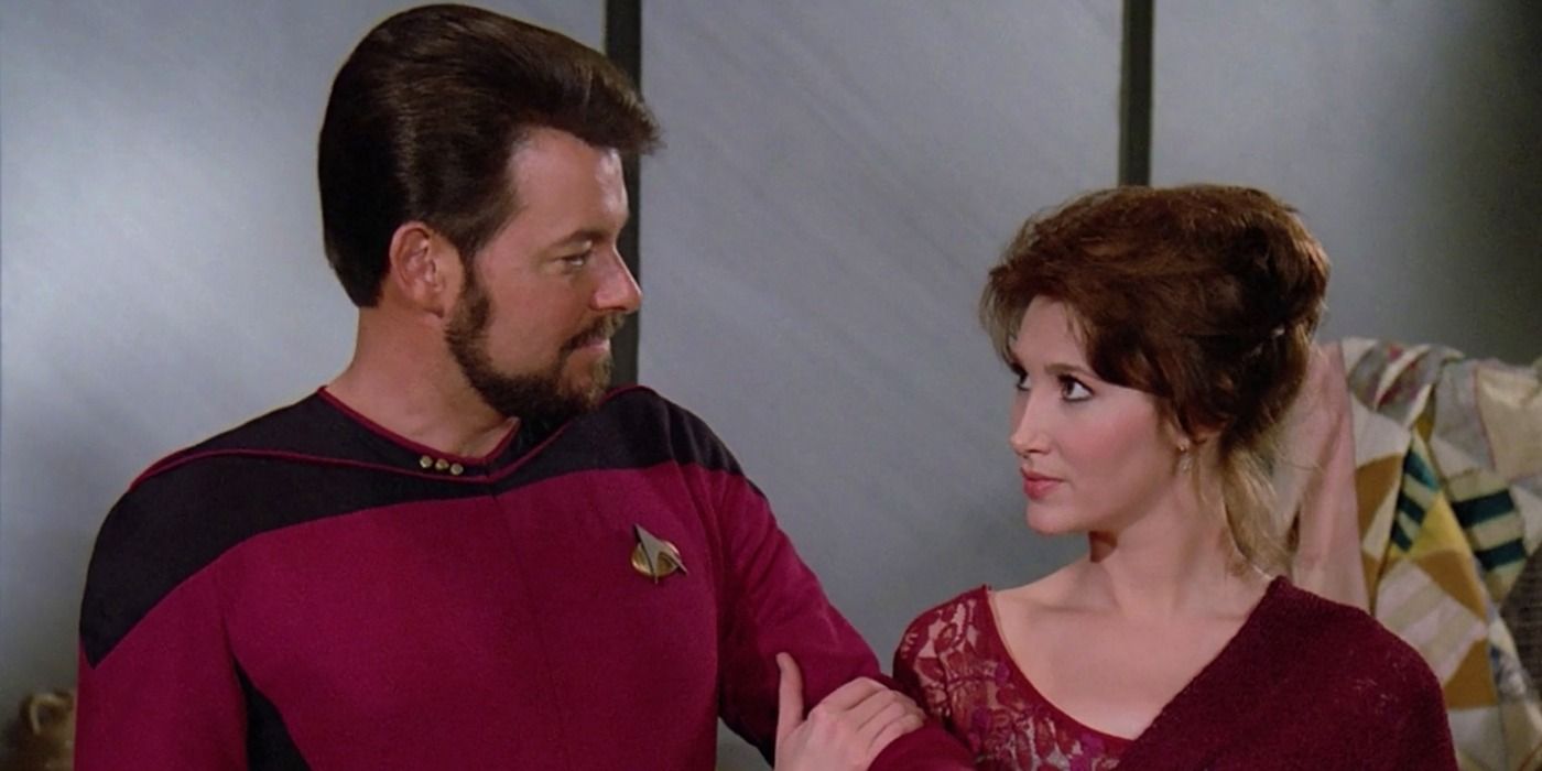 Riker greets Brenna in Star Trek The Next Generation.