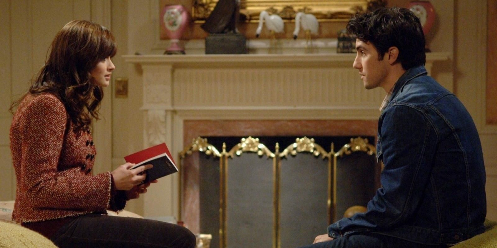 Rory Gilmore talks with Jess Mariano about his book in Gilmore Girls