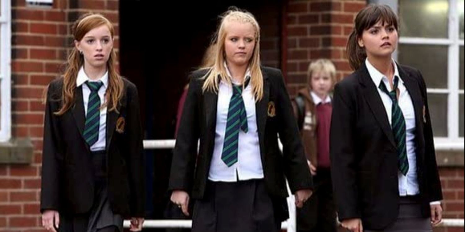 Siobhan walking with two others in Waterloo Road