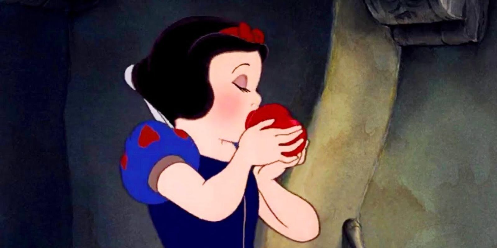10 Disney Movies & The Iconic Object That Represents Them