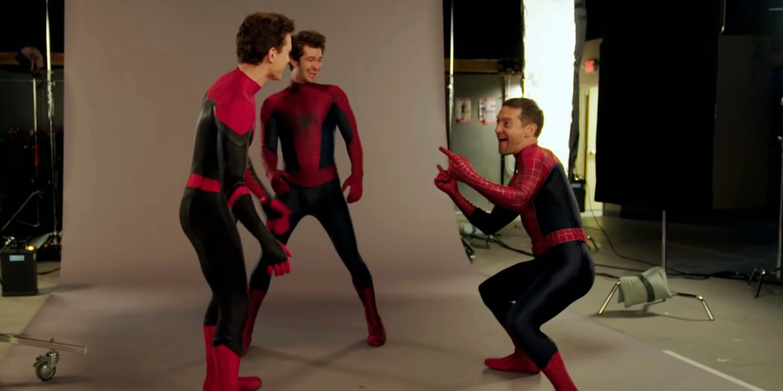 Garfield, Maguire, & Holland Recreate 'Spider-Man' Pointing Meme – IndieWire