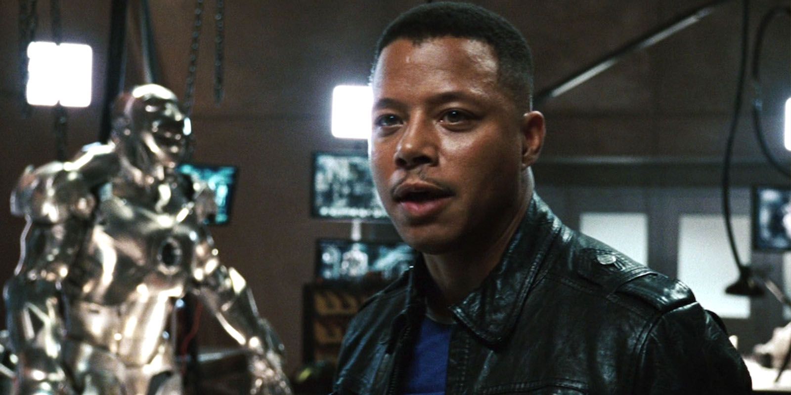 Terrence Howard in Tony's lab in Iron Man