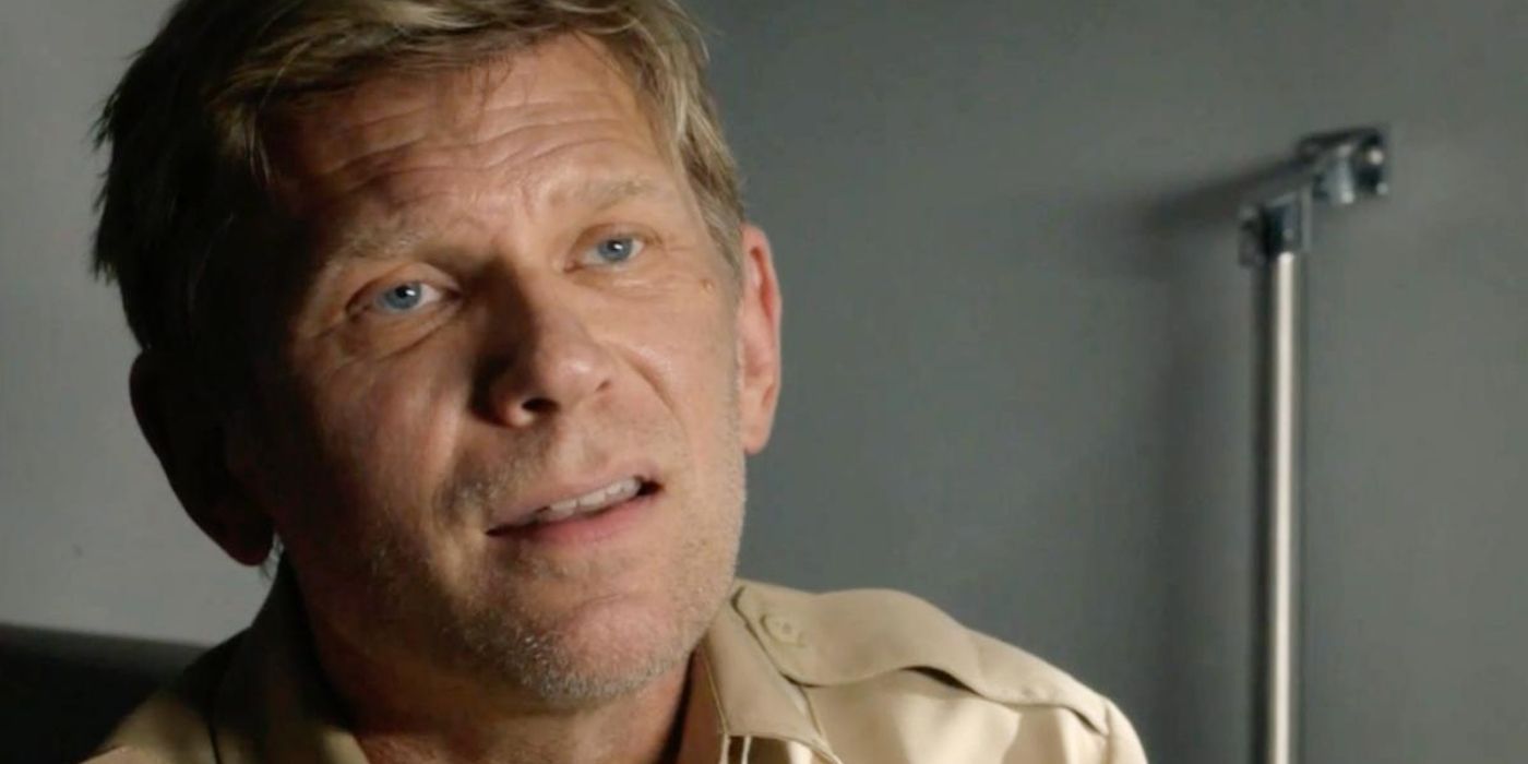 Mark Pellegrino in 9-1-1