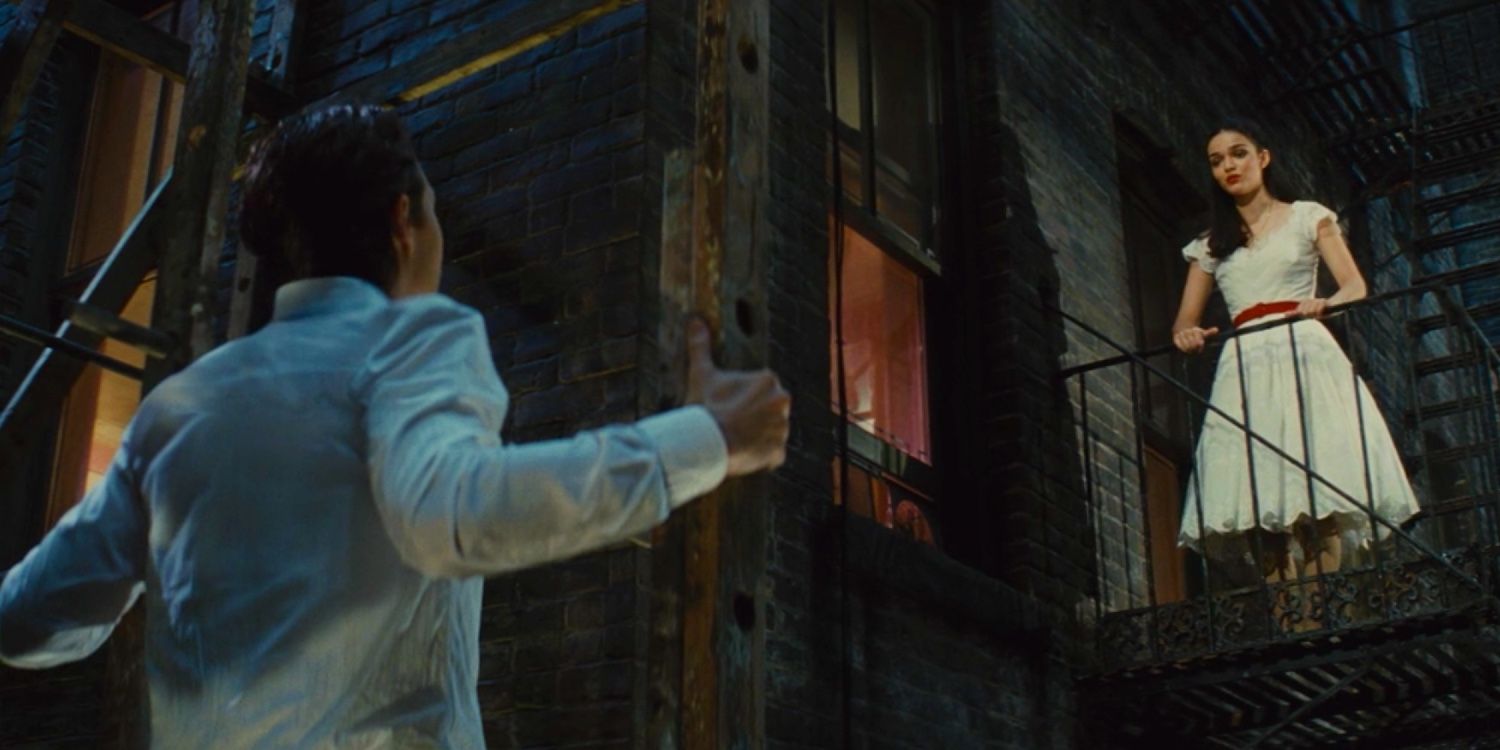 West Side Story 2021 Tony And Maria Balcony Scene