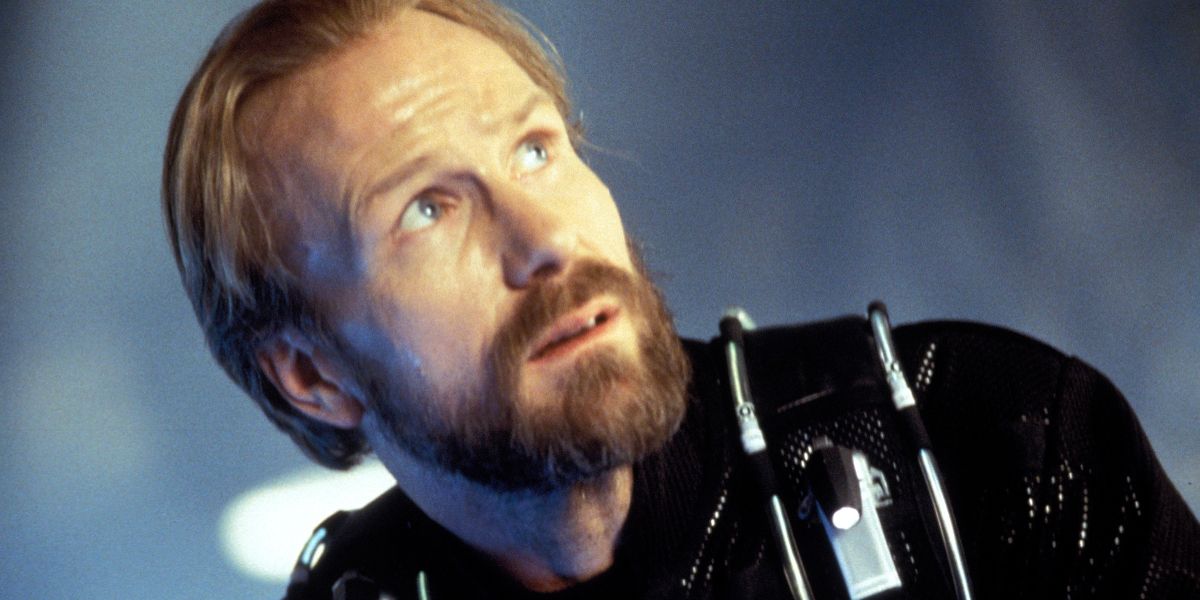 William Hurt as Professor John Robinson in Lost in Space