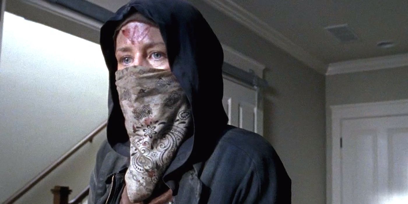 Carol disguised as wolf in The Walking Dead