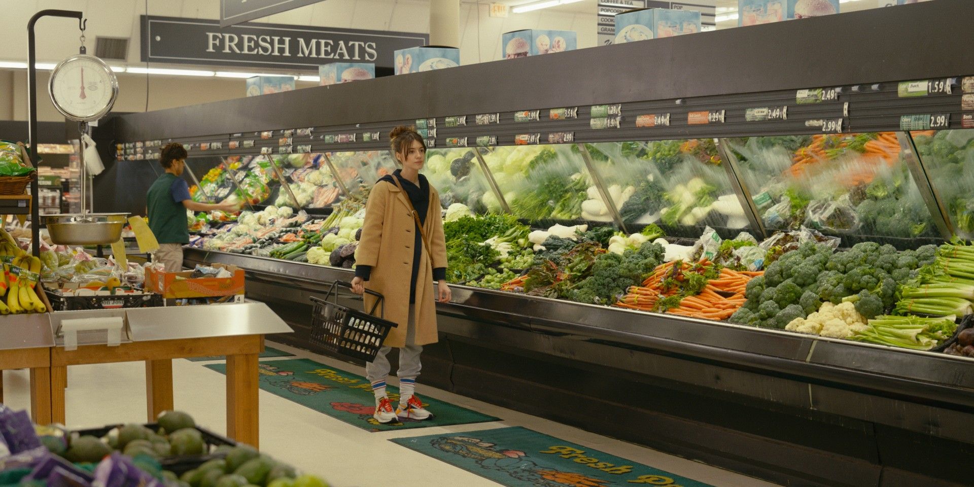 Noa at the grocery store in Fresh