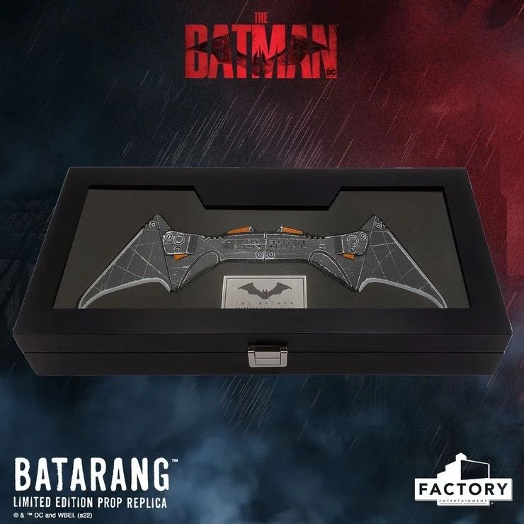 The Batman's Batarang Gets Incredibly Detailed Replica