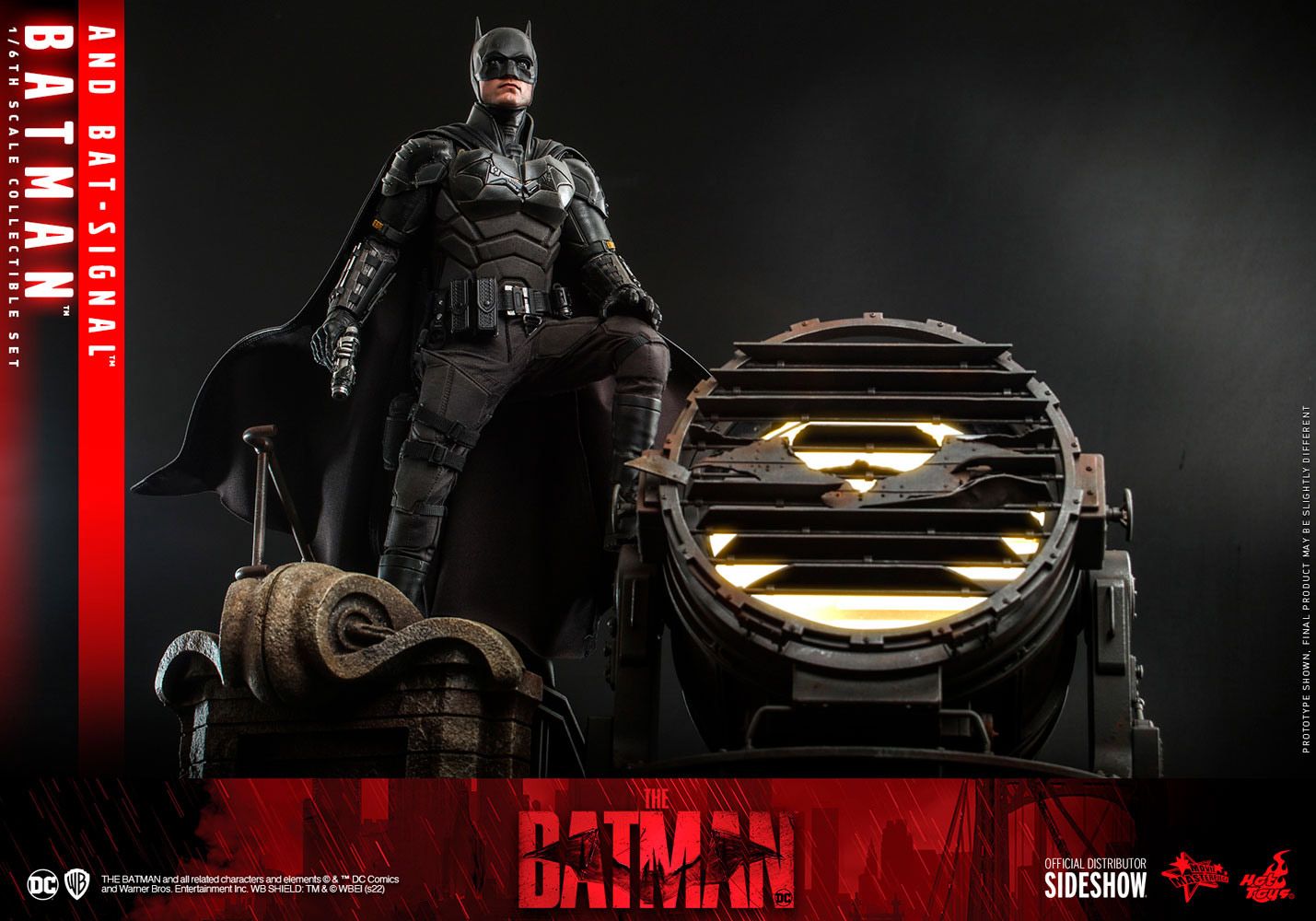 The Batman 2022 Hot Toys Diorama Set with Bat Signal